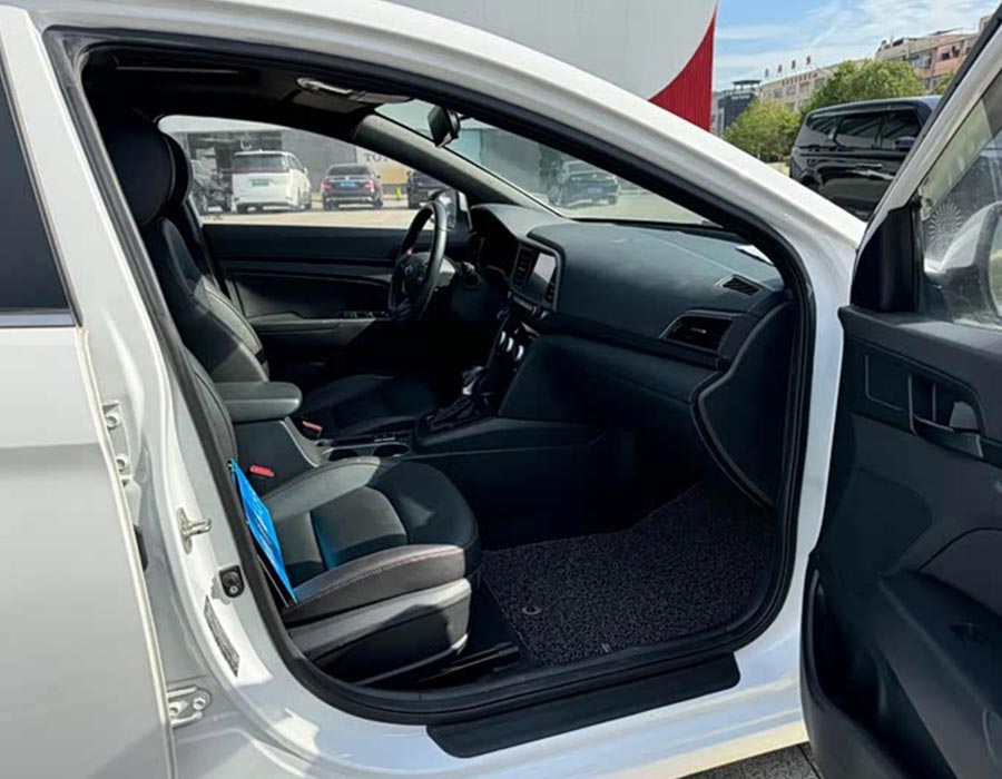 Hyundai Elantra 2020 1,4 T à double embrayage dynamique · Vitality (52 000 km)