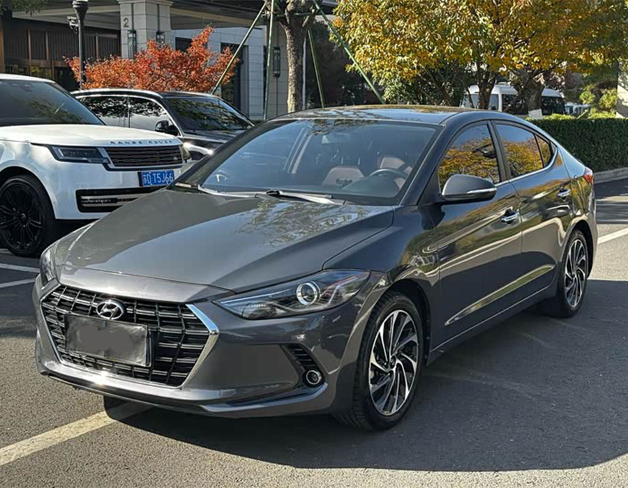Hyundai Elantra 2019 1,5 L CVT Smart · Elite (60 000 km)