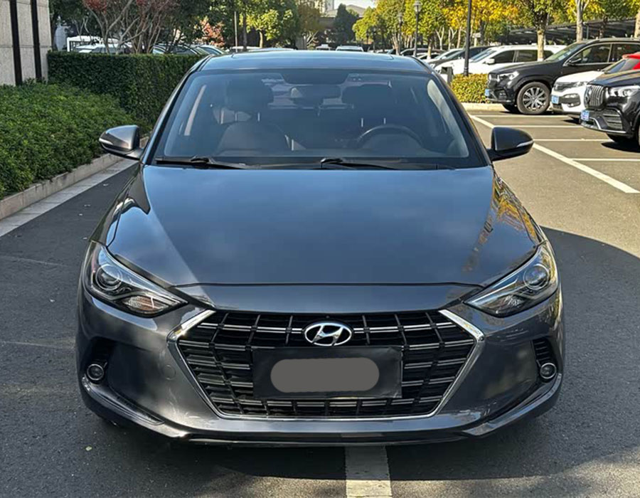 Hyundai Elantra 2019 1,5 L CVT Smart · Elite (60 000 km)
