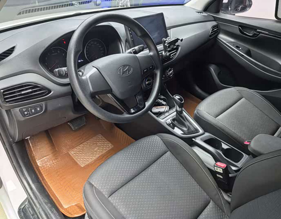 Hyundai Elantra 2020 1,6 L automatique GL Édition Premium (15 000 km)