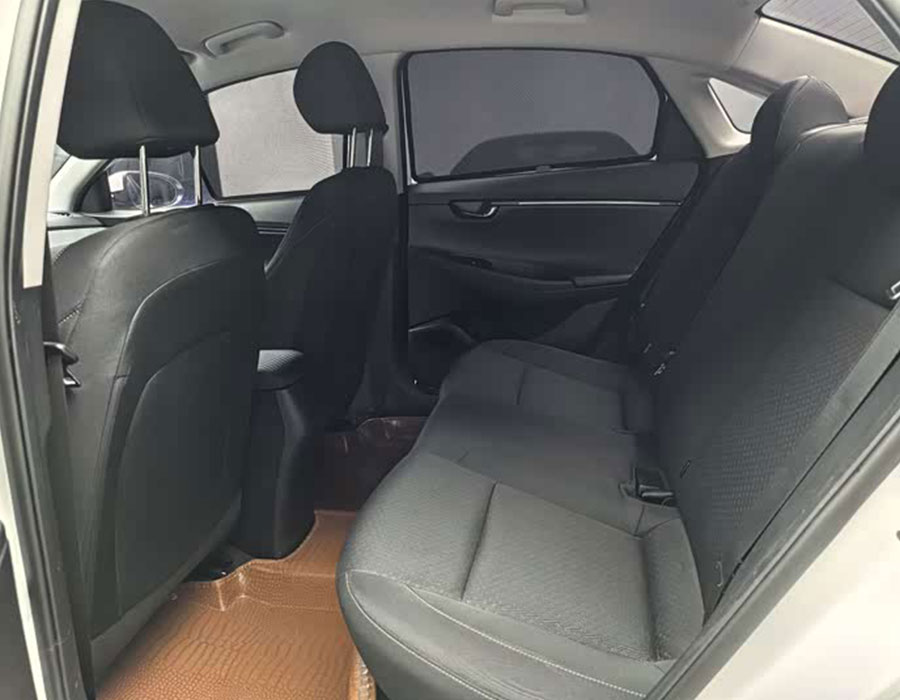 Hyundai Elantra 2020 1,6 L automatique GL Édition Premium (15 000 km)