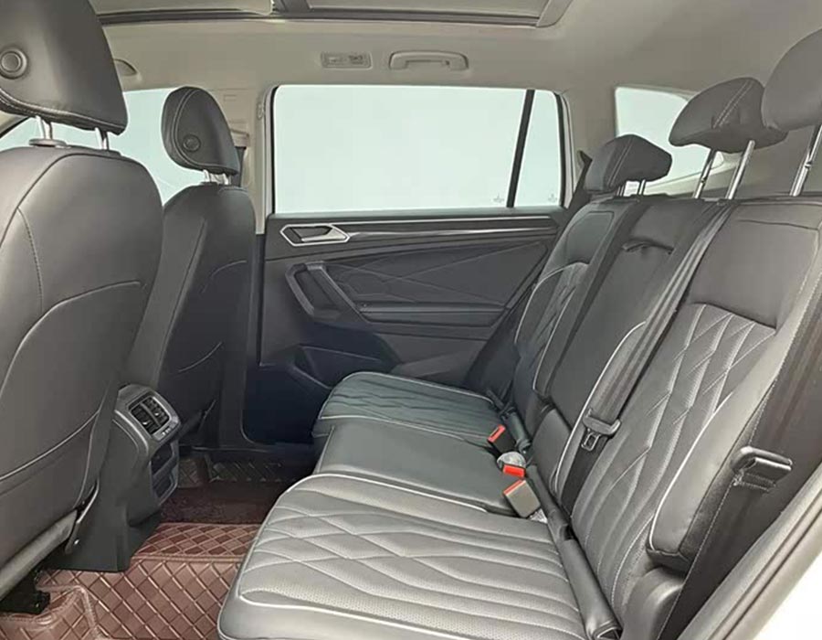 Volkswagen Tiguan L 2024 301TSI Automatique à 2 roues motrices Édition Smart Enjoy (12352 km)