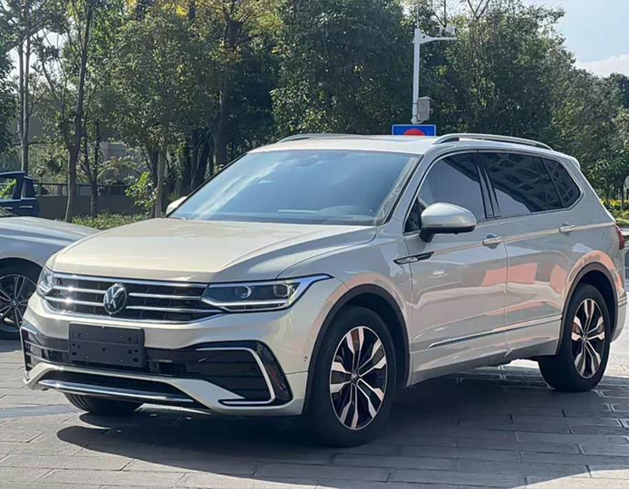 Volkswagen Tiguan L 2023 330TSI automatique à 2 roues motrices R-Line Adventure Edition (38965 km)