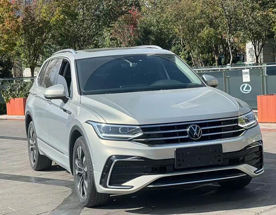 Volkswagen Tiguan L 2023 330TSI automatique à 2 roues motrices R-Line Adventure Edition (38965 km)