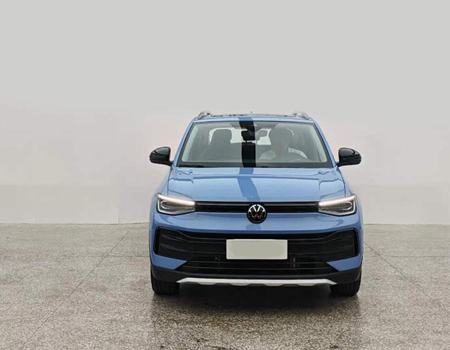 Volkswagen Tharu 2025 New Edge 300TSI Édition Sharp (1452 km)