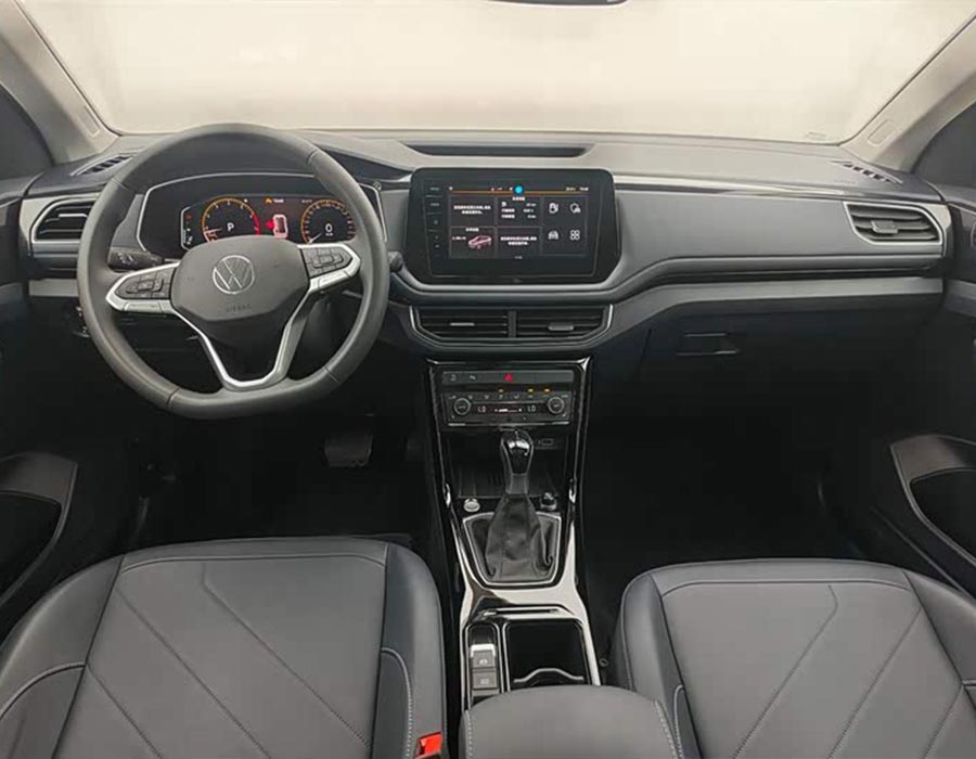 Volkswagen Tharu 2025 New Edge 300TSI Édition Sharp (1452 km)