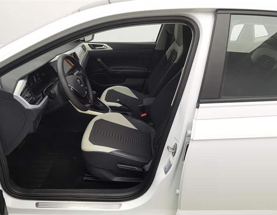 Volkswagen Polo 2023 Plus 1,5 L automatique Édition Brilliant Tech (26585 km)
