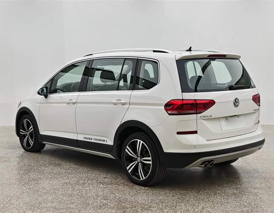Touareg 2018, modèle Touareg L 280TSI DSG Frontier Edition, 7 places, National V (2156 km)