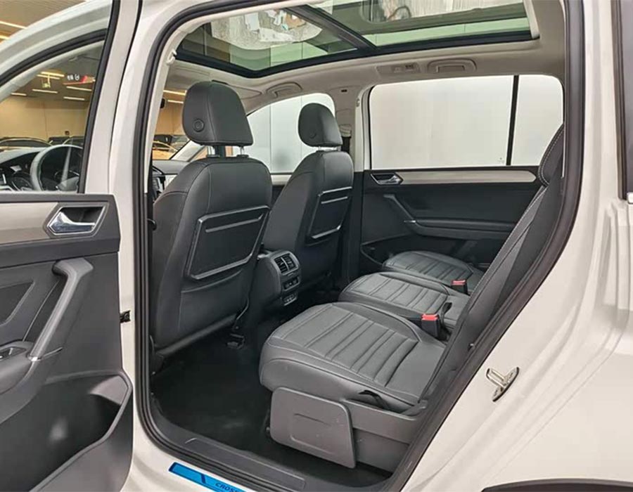 Touareg 2018, modèle Touareg L 280TSI DSG Frontier Edition, 7 places, National V (2156 km)