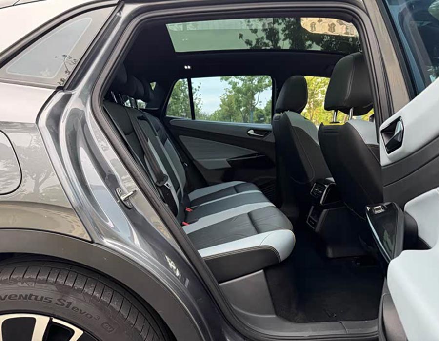 Volkswagen ID.4 X 2023, modèle amélioré, édition ultra-intelligente, longue portée (37584 km)