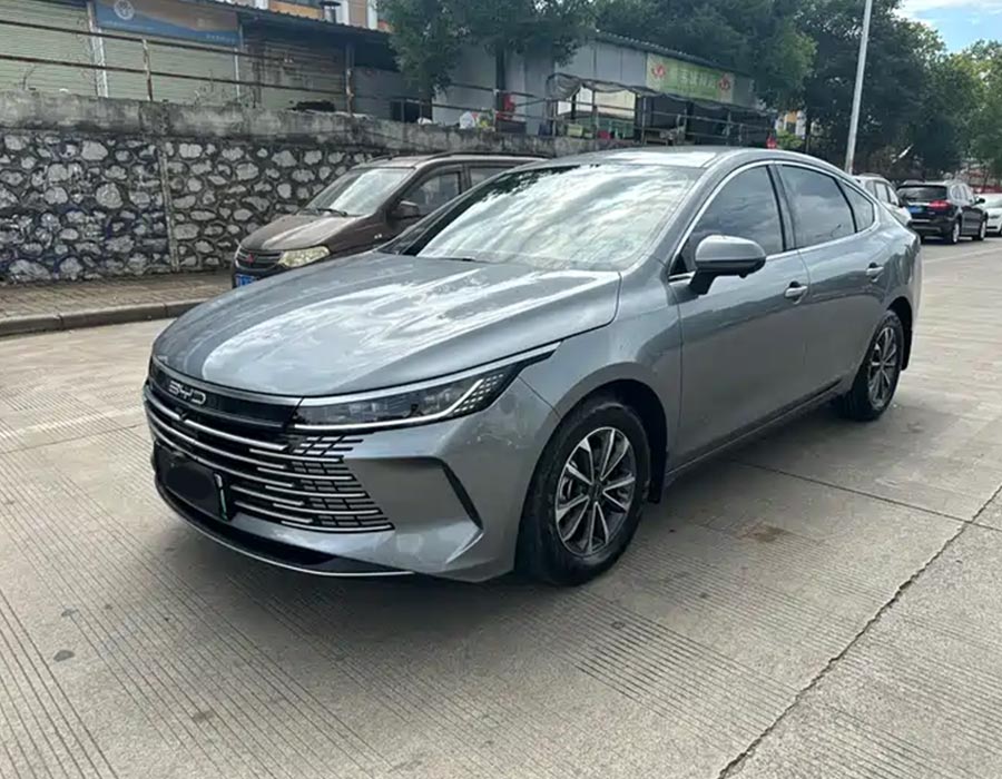 Destroyer 05 2024 Honor Edition DM-i 55 km Luxe (15 000 km)
