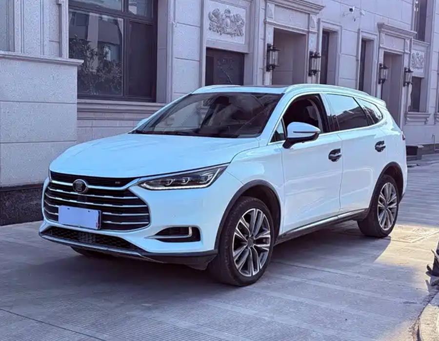 National V 7 places à 7 places Smart Connect automatique Tang 2018, édition Premium (60 000 km)
