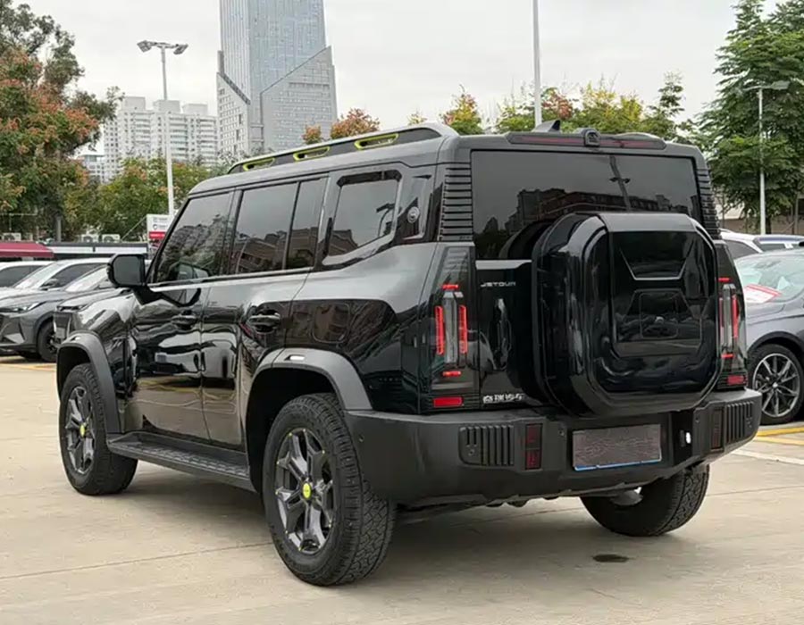 Traverse PRO+ du Jetour Traveler 2023, 2,0 T, traction intégrale (25 000 km)