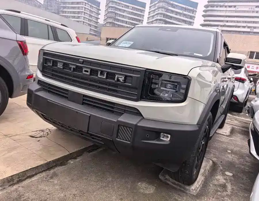 Jetour Freemen 2025 2.0TD XWD Conqueror (10 000 km)