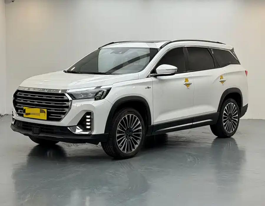 X90 2022, modèle Zilong 2.0T DCT Ever-Victorious Edition, 7 places (90 000 km)