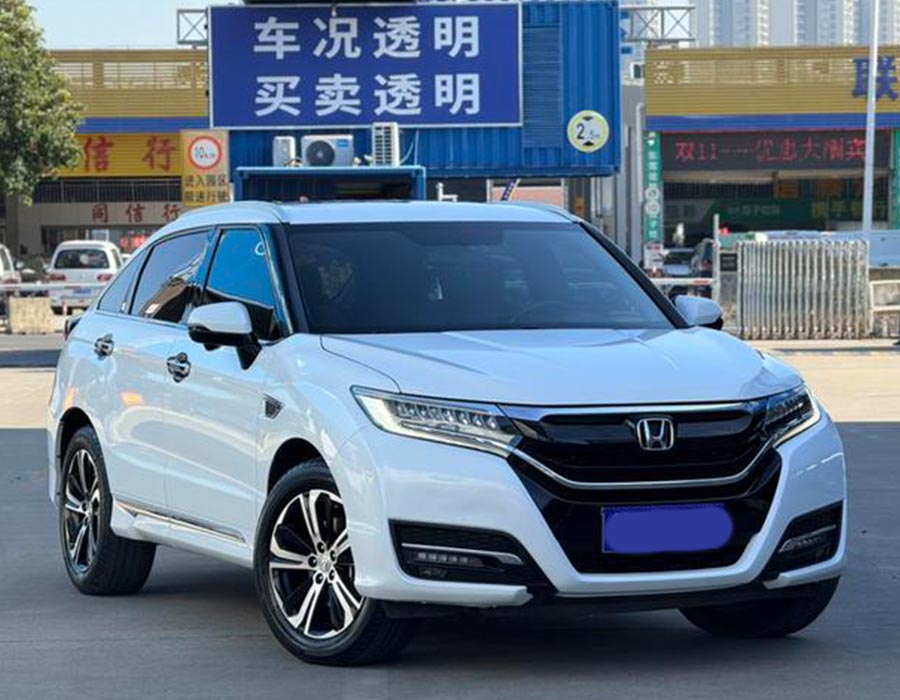 Honda UR-V 2017 370TURBO FWD Premium Edition China V Emission Standard, blanc (70965 km)
