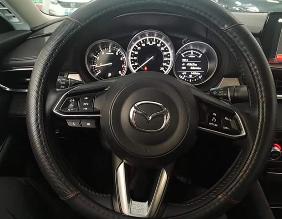 MAZDA Atenza 2021 2,5 L Skyactiv-G Édition Sport (14200 km)