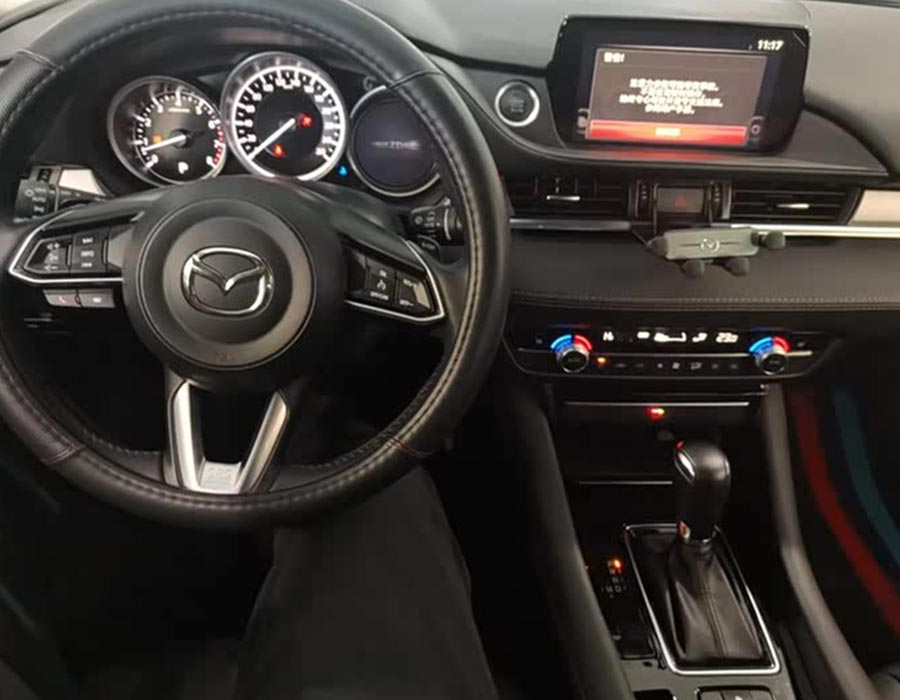 MAZDA Atenza 2021 2,5 L Skyactiv-G Édition Sport (14200 km)