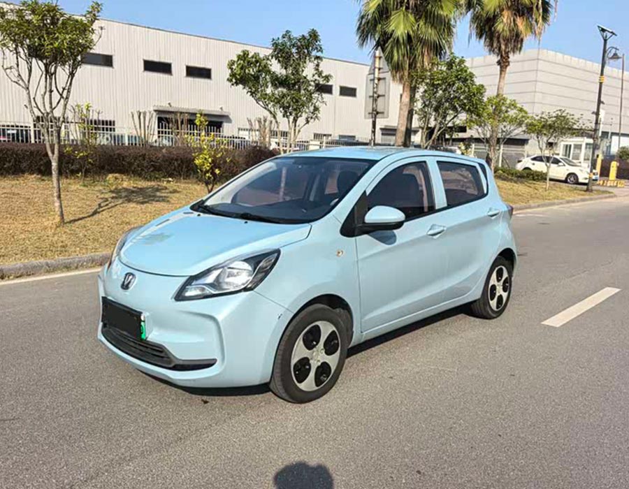 Phosphate de fer et de lithium CHANGAN Benben E-Star 2021, édition nationale, édition Heart Delight (31,18 kWh) (35 000 km)