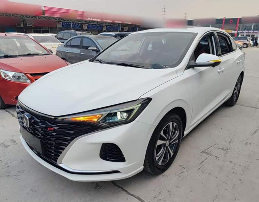 Changan Eado 2021 Modèle PLUS Blue Whale NE 1.4T GDI DCT Premium Edition (39500 km)