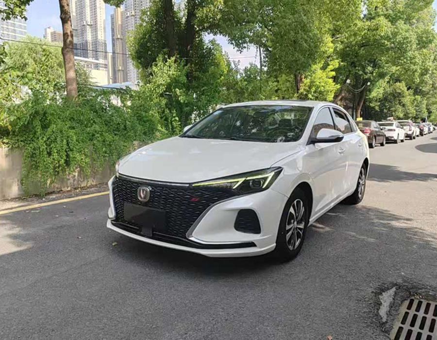 Changan Eado 2020 PLUS Blue Whale NE 1.4T GDI DCT Fashion Edition (400 000 km)