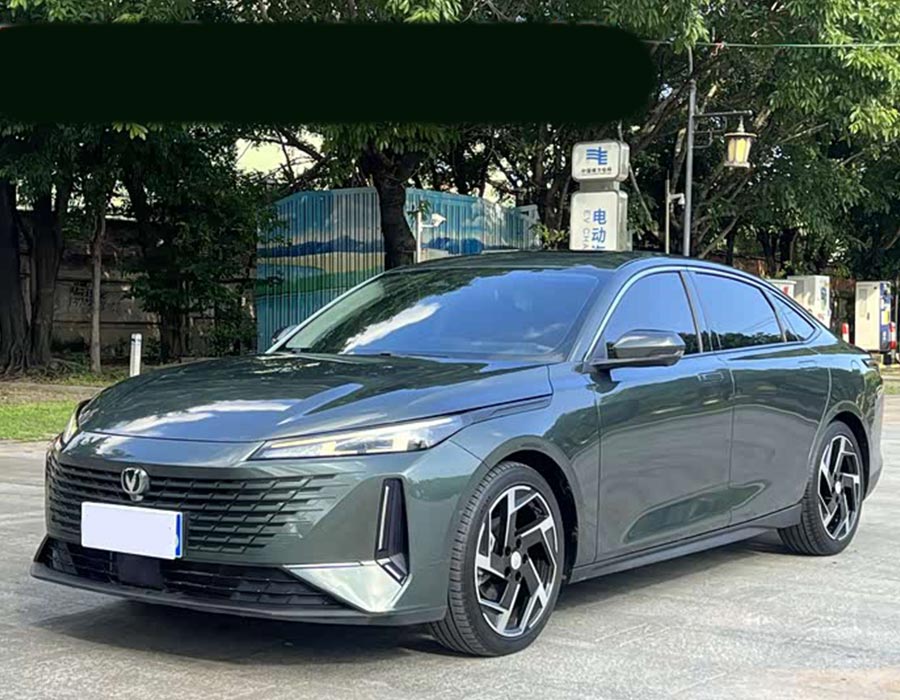 CHANGAN Lamore 2023 Blue Whale NE 1.5T GDI DCT, édition phare (10 000 km)
