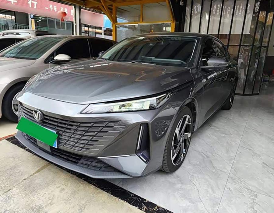 CHANGAN Lamore 2023 Blue Whale NE 1.5T GDI DCT, édition phare (10800 km)