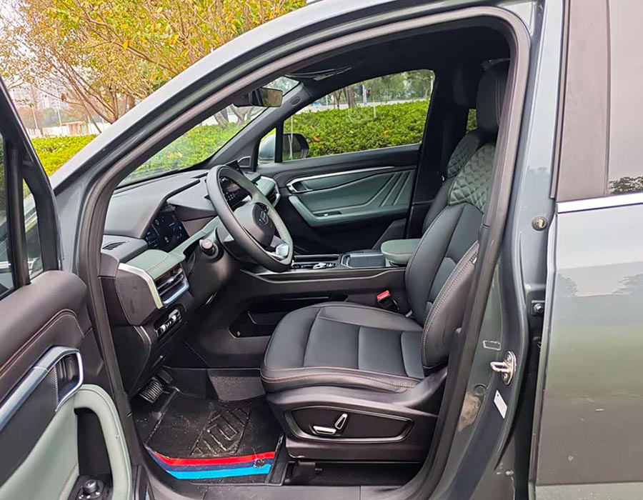Haoyue L 2023 2.0T DCT Luxe (29 000 km)