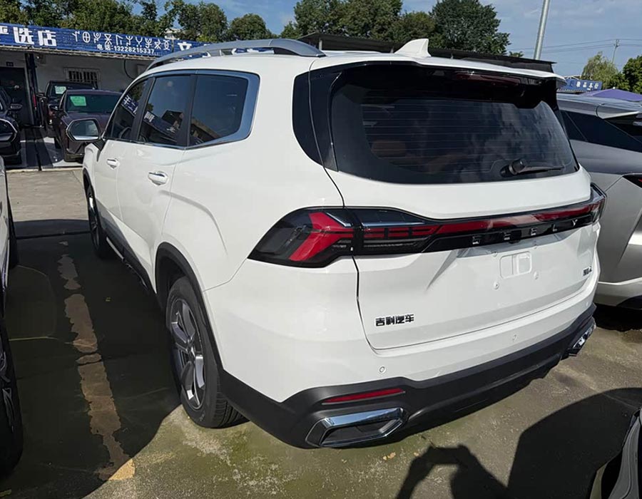 Haoyue L 2023 2.0T DCT Luxe (18 000 km)