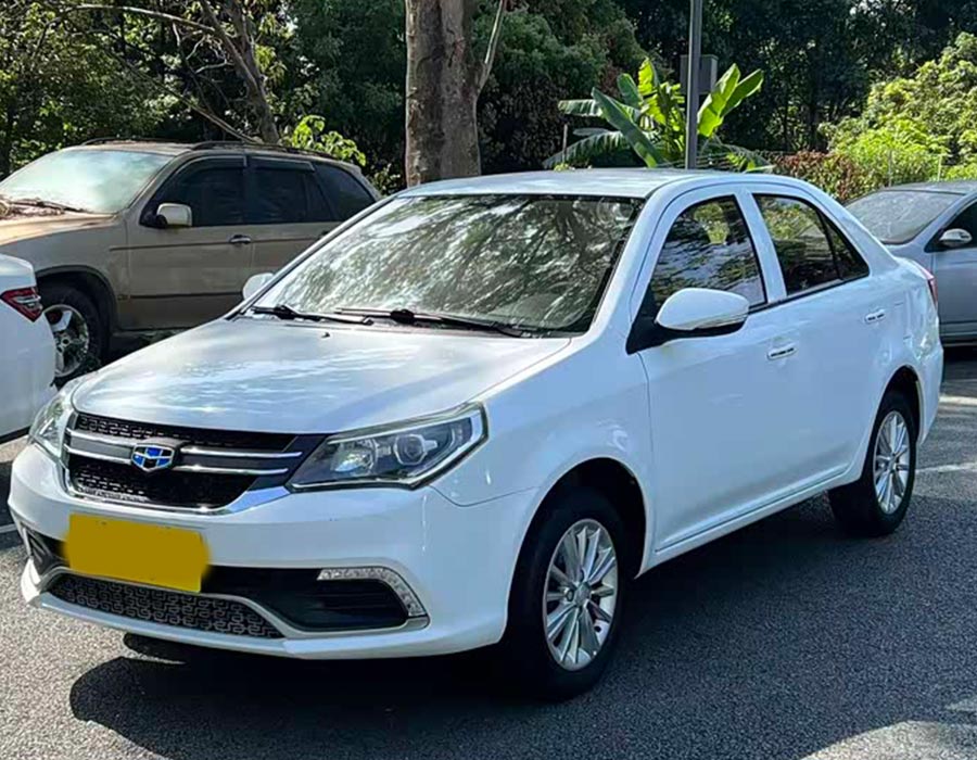 Geely KingKong 2016 1,5 L, édition progressive manuelle (39 000 km)