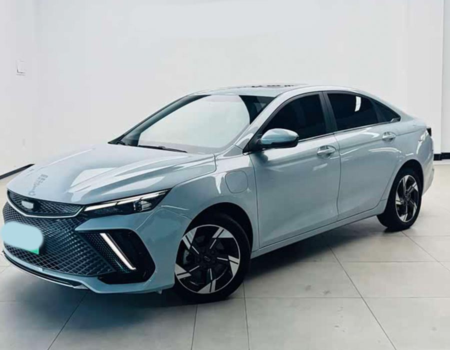EmgrandL HiP 2022 1,5 TD-DHT Pro 100 km Super Pure (45300 km)