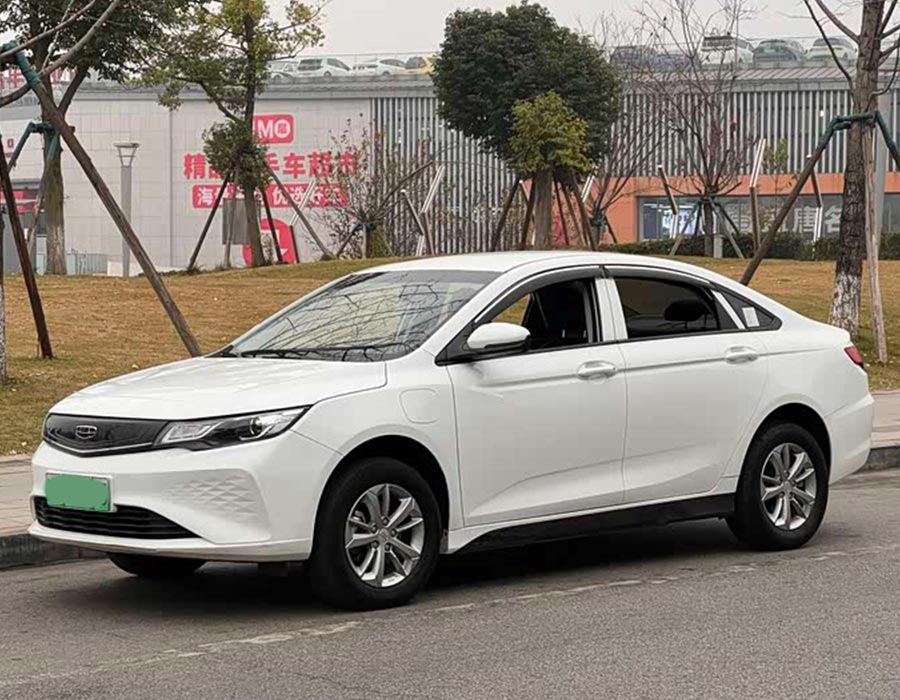 Phosphate de fer et de lithium Emgrand EV 2022 EV Pro édition Ride-Hailing (65 000 km)
