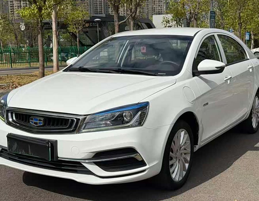 Emgrand EV 2017 1,5 L PHEV progressif (400 000 km)