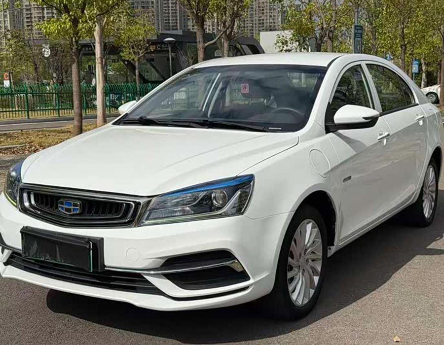 Emgrand EV 2017 1,5 L PHEV progressif (400 000 km)