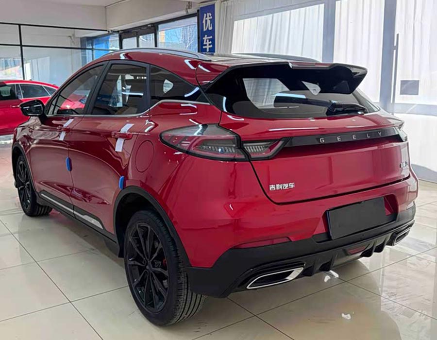 Emgrand S 2021 1,4 T CVT Premium (15 000 km)