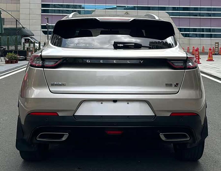 Emgrand S 2021 1,4 T CVT de luxe (45000 km)
