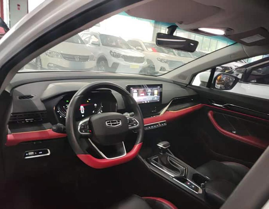 Emgrand S 2021 1,4 T CVT de luxe (44200 km)