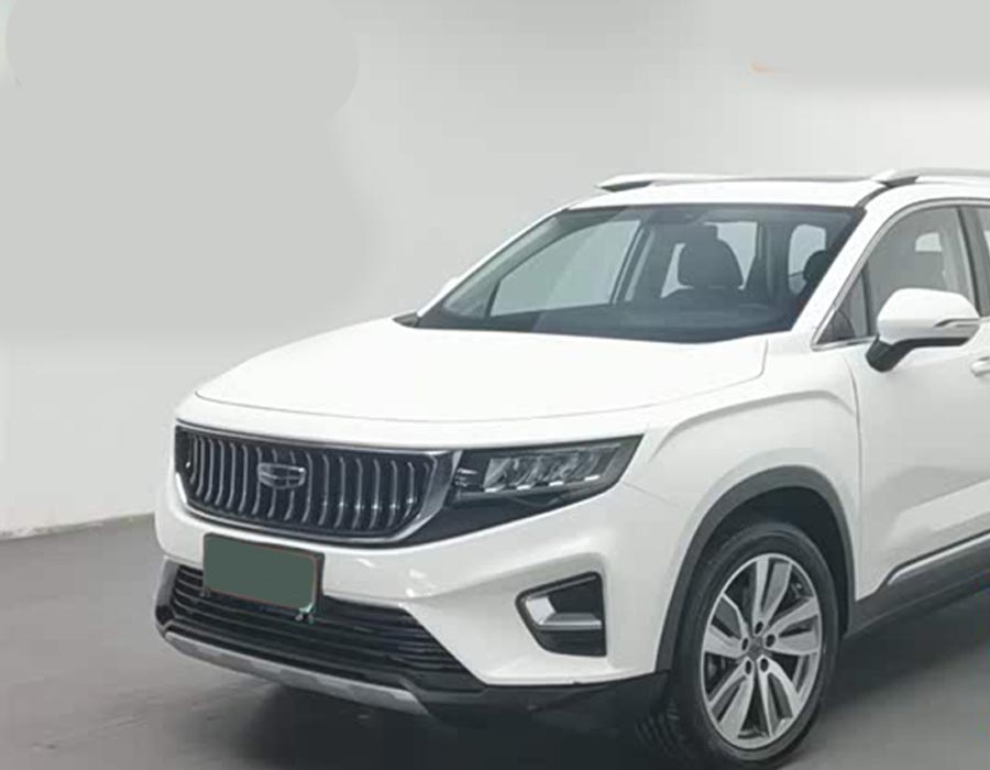 Haoyue 2022 1.8TD DCT Luxury 7 places (35 000 km)