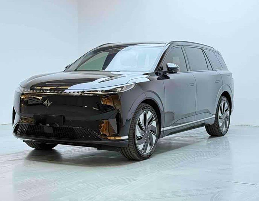 eπ008 2025 210 Édition Ultra Extended Range Edition 5 places (17 000 km)