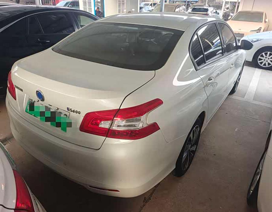 Édition personnalisée Fukang ES600 2022 T3 (37 000 km)